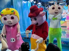 -鸿通城购物中心