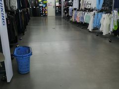 -迪卡侬(观山店)