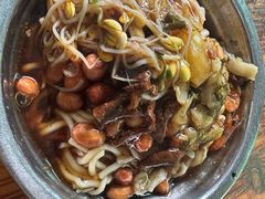 -灵山卢梅燕粉店