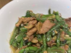 -黄泥岗·地道湖北菜(奥特莱斯店)