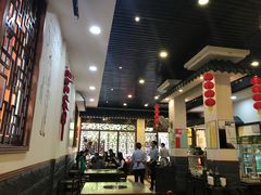 -憨石匠鲜菜土火锅(昆都店)
