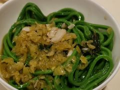鱼头菠菜面-口味堂(珞喻路店)