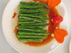 -乐禧母婴全自营月嫂(宝山店)