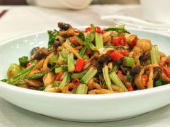 -鑫巴蜀小镇 · 水煮鱼专研店(玉桥店)