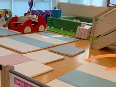 -龙格亲子游泳·水育早教运动中心(龙湾天街店)