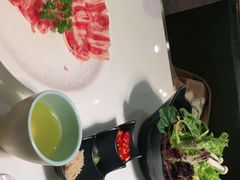 -洪氏嗨捞·猪肚鸡火锅(阳光天地店)