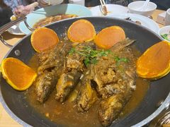 铁锅昂刺鱼贴玉米饼-关东小磨东北菜(上海长风大悦城店)