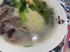 -大脸鸭记鸭血粉丝·小锅米线(水游城店)