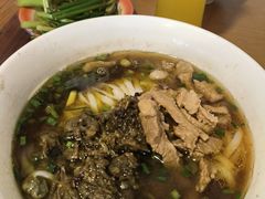 -矮子粉店1985·长沙米粉(湘春路店)
