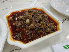 -凤凰路何眼镜香辣蟹(花果园店)