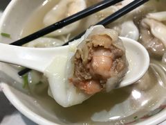 鲜肉虾仁馄饨-南城香·饭香串香馄饨香(富丰桥店)