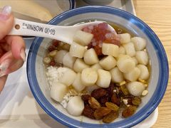 -正南齐北·老街糯米团(洪崖洞店)