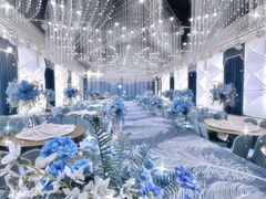 -大连星海皇冠假日酒店