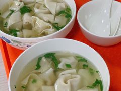 小馄饨-周震馄饨