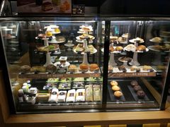 面包甜点陈列柜-星巴克臻选(北京世贸天阶店)