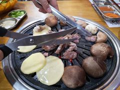 -黑豚黨韩国烤肉料理(悦然时光店)