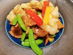 杭椒炒水晶出缸肉-美林阁