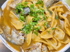杂鱼锅贴-老家黄墩饭店