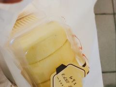 -红宝石·鲜奶小方·海派西点房(南丹店)