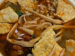 -丽丽三鲜螺蛳粉(田林路店)