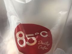 -85度C(生甜甜圈研究工坊·上海平凉店)