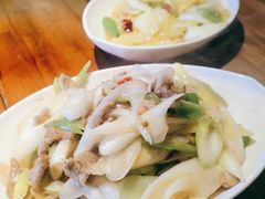 葱爆牛肉-Alali阿拉礼·新疆家宴(西溪新座店)