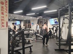 -超鹿运动(达信大厦店)