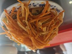 -吾穆勒蓬灰牛肉面·清真(北滨河中路店)