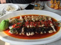 -巴陵全鱼席(湖南老字号汴河街店 )