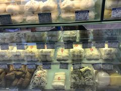 -白玉兰食品甜凤店(合生汇店)