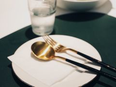 -露露家咖啡店