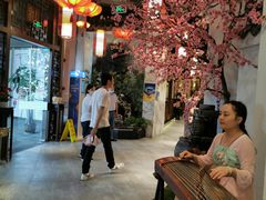 -万重锦·人文川菜馆(骡马市店)