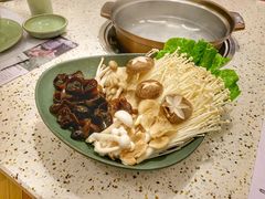 -椰子营·椰子鸡火锅(万象里店)