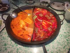 -鸿姐老火锅(疁城新天地店)