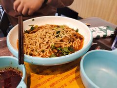 -何必是家面馆 HB noodles&coffee