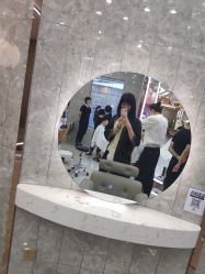 -Meng Lang 梦郎白金店
