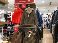 -优衣库(上海虹口龙之梦店)