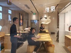 -俏凤凰(美林M·LIVE天地东座店)