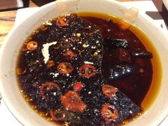 -老牌坊云南鱼豆花火锅(爱建店)