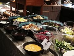 冷餐沙拉-康莱德酒店·美庭自助餐厅