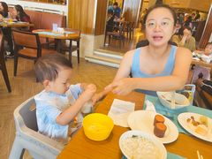 -亚龙湾希尔顿自助餐厅·海鲜·烧烤·沙滩BBQ·现场乐队