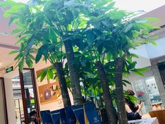 -Line 咖啡(石厦花园店)