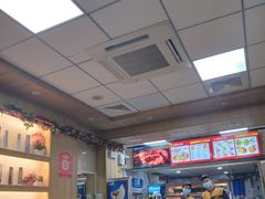 -华莱士炸鸡汉堡(重庆邮电大学店)