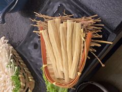-湊湊火锅·茶憩(打浦桥日月光店)