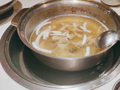-喃喃椰·糟粕醋·椰子鸡火锅(七堡花园店)