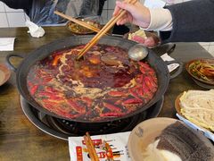 -黄潇洒老火锅(九眼桥宏济巷店)
