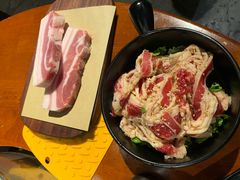 厚切五花肉-伍丁·烤牛肋(和平东桥店)