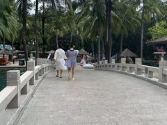 -三亚亚龙湾雅高美爵酒店