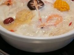 -三人行骨头王火锅(长寿店)