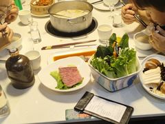 -煲王粤菜餐厅(中侨中心店)